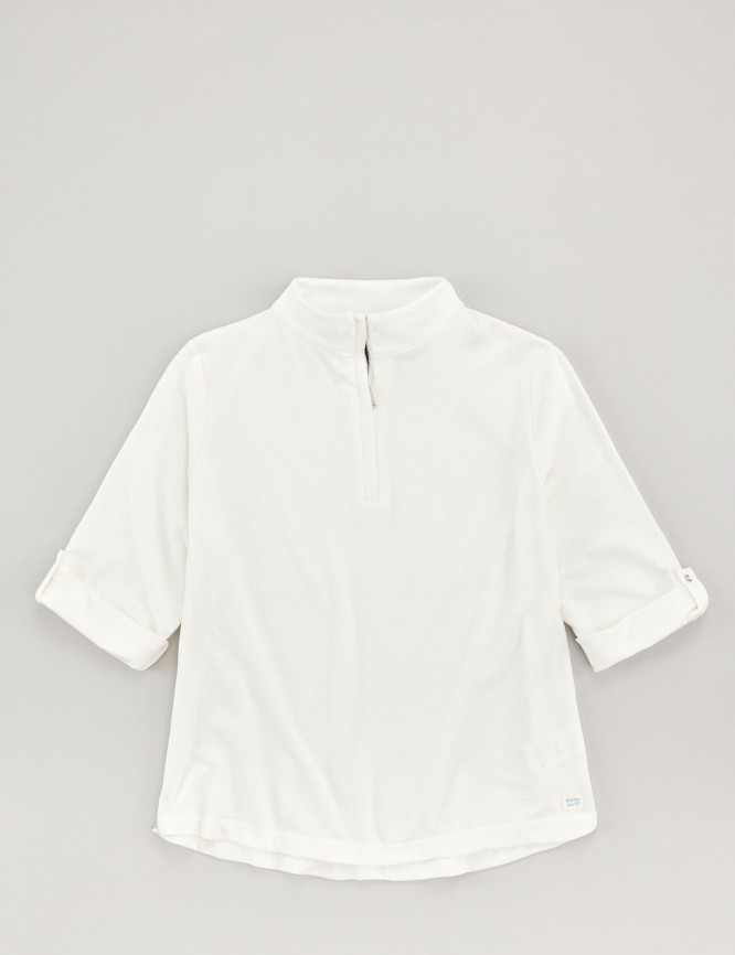 Laid Goods Front View