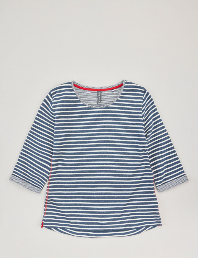 Laid Goods Front View