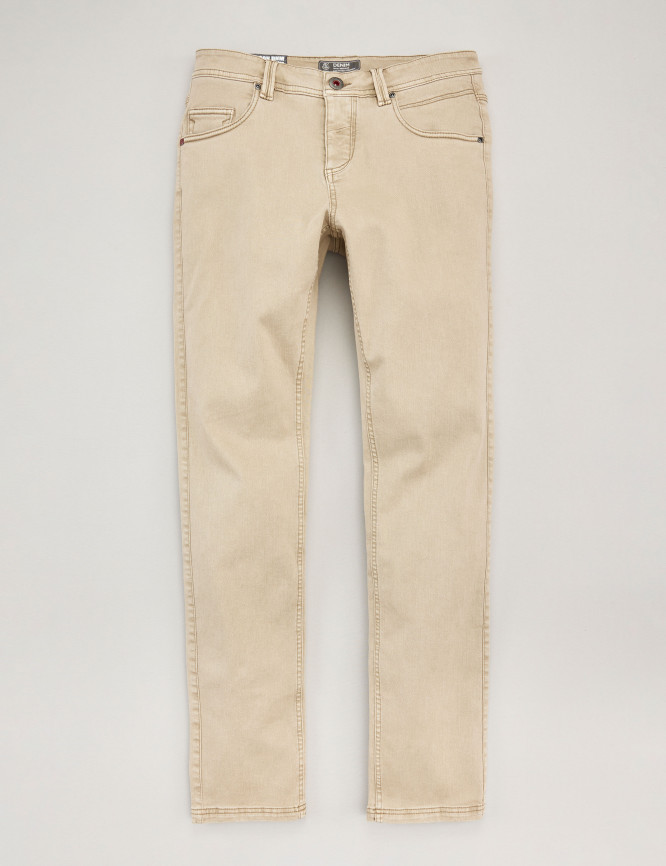 Laid Goods Front View