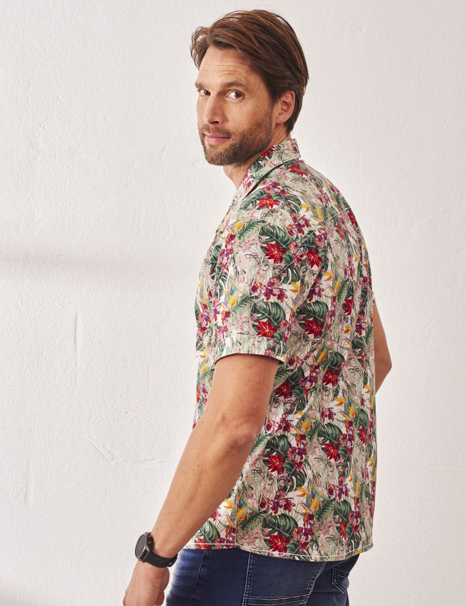 Laid Goods Front View