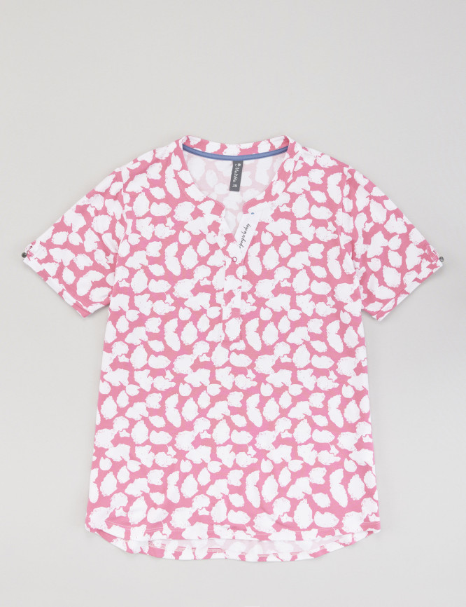 Laid Goods Front View