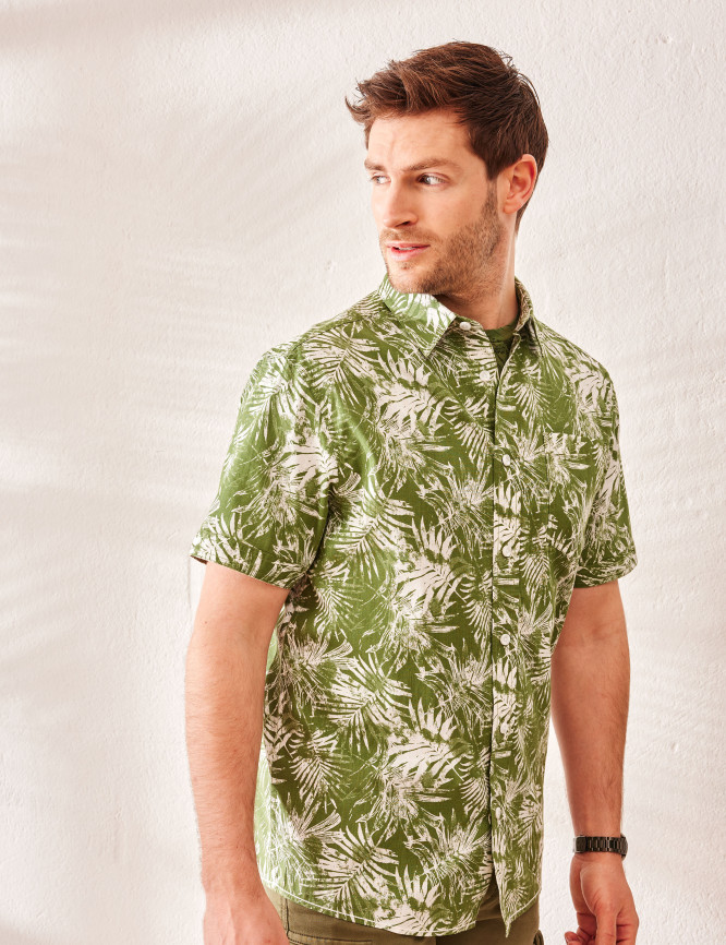 Laid Goods Front View