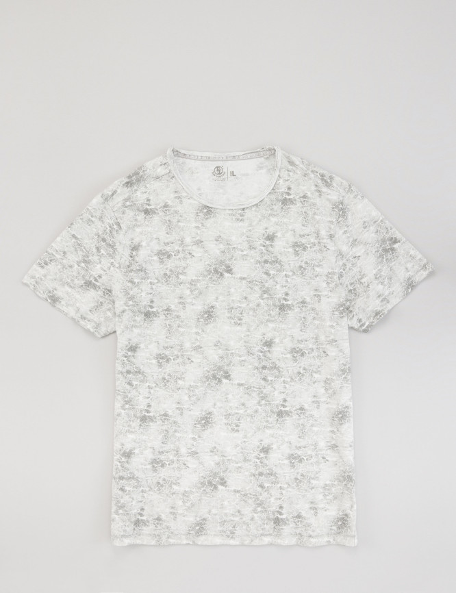 Laid Goods Front View