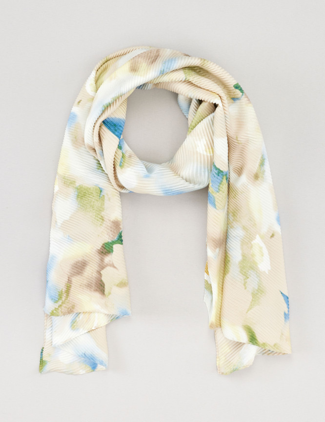 Laid Goods Front View