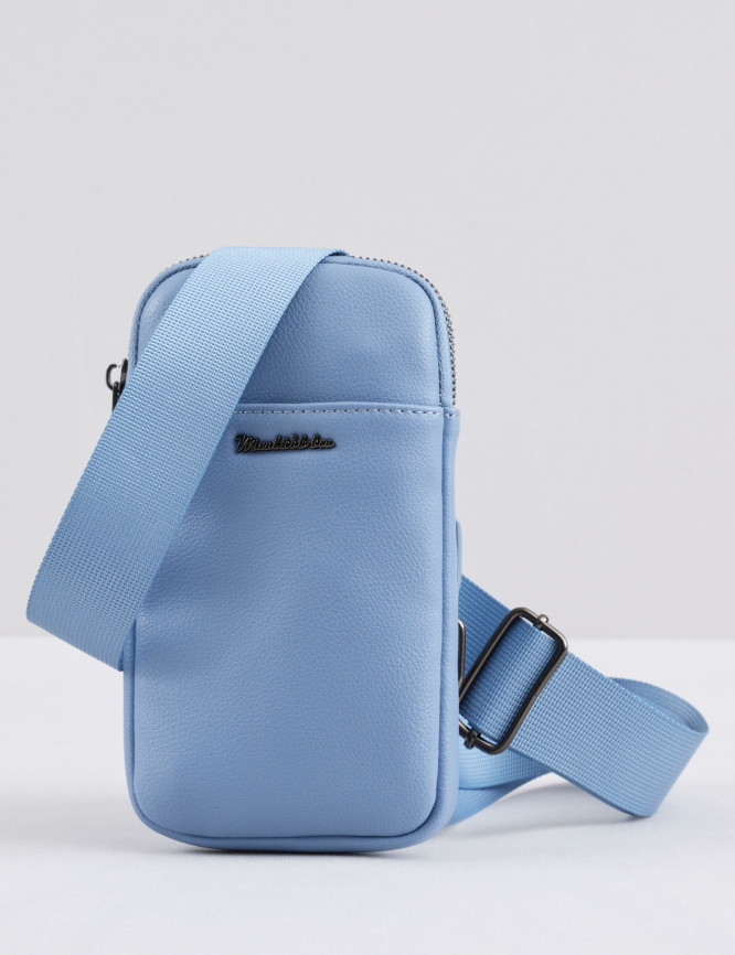 Laid Goods Front View