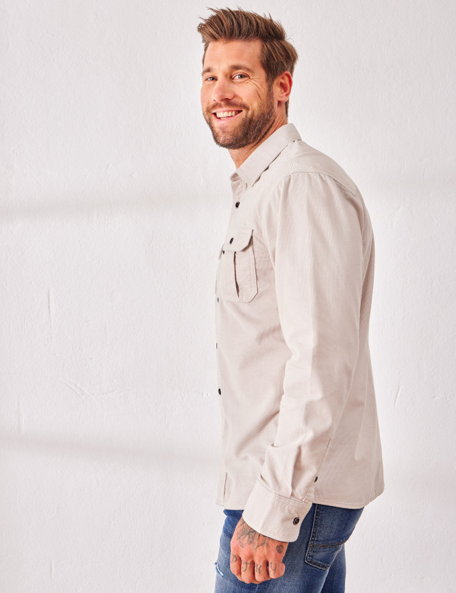 Laid Goods Front View