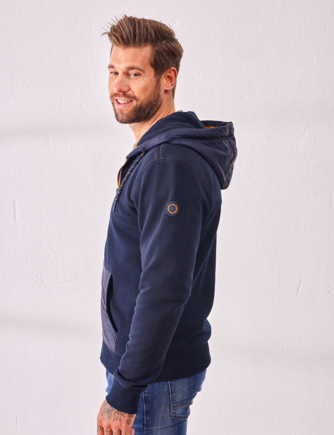 Laid Goods Front View