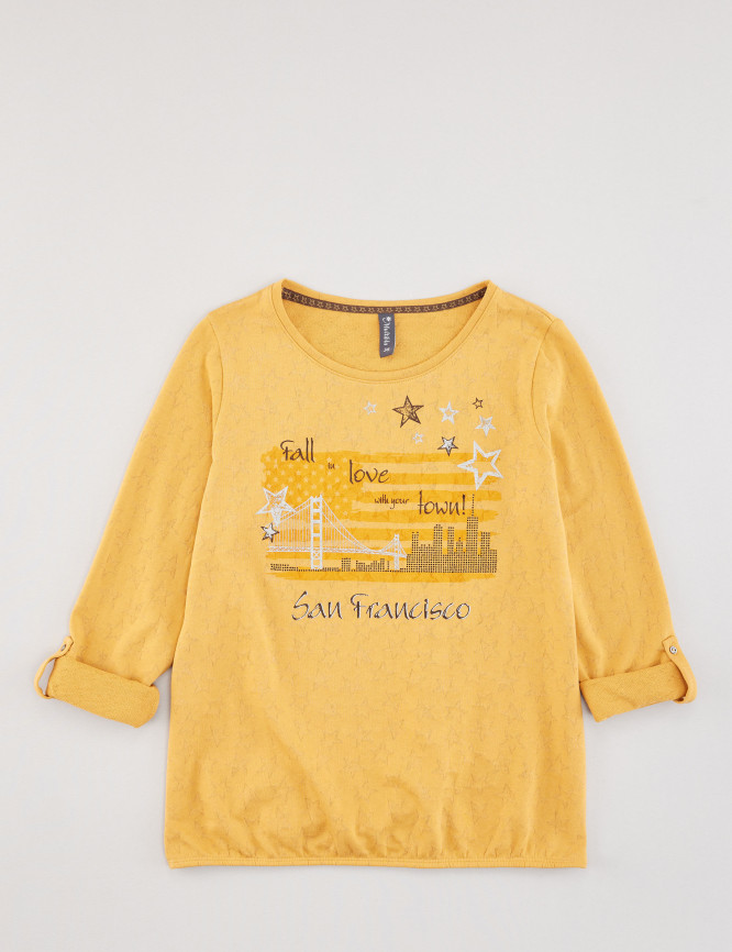 Laid Goods Front View