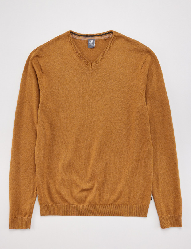 Laid Goods Front View