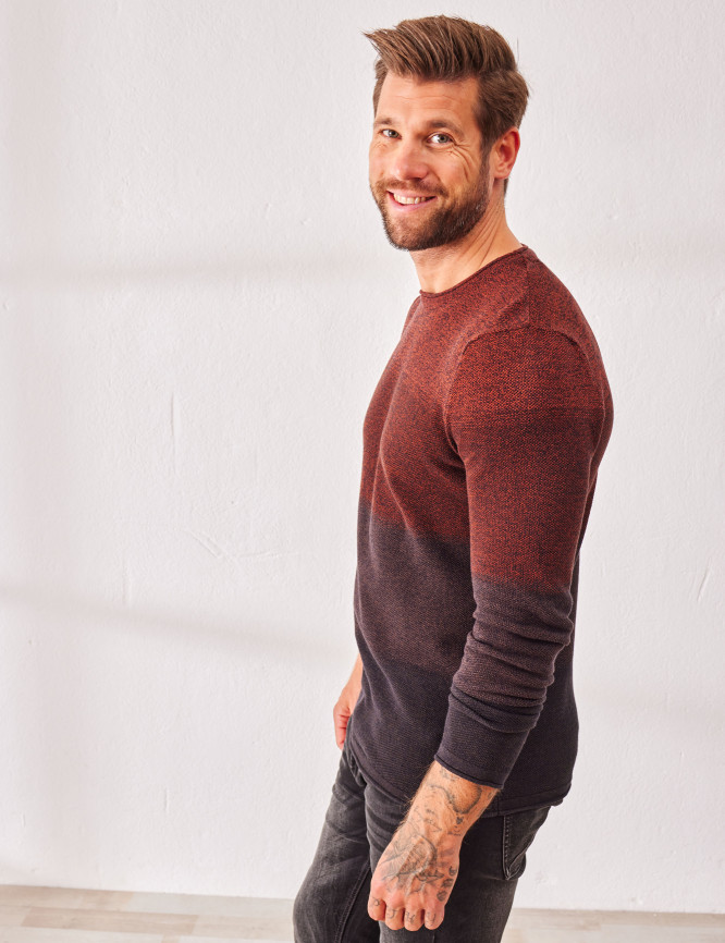 Laid Goods Front View