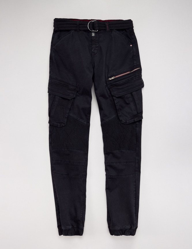 Laid Goods Front View