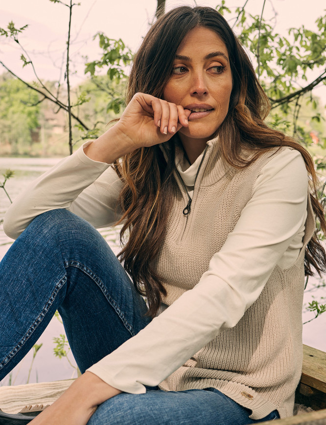 Laid Goods Front View