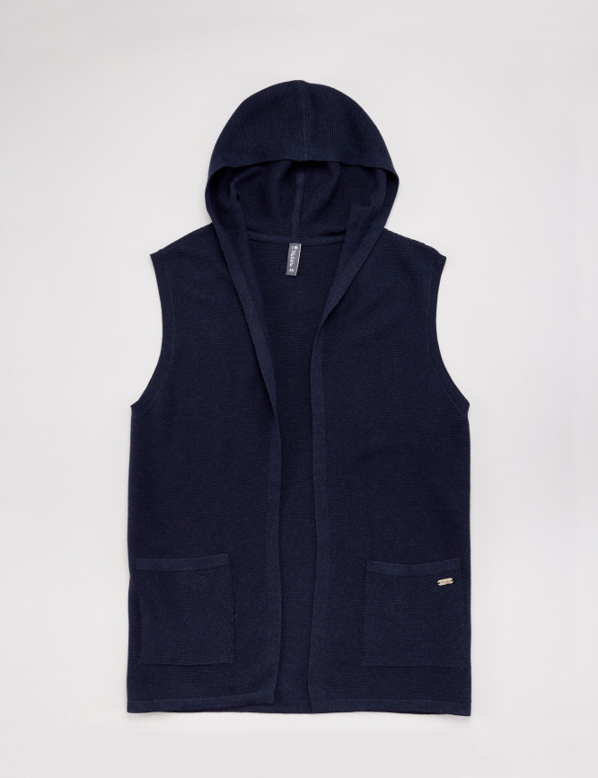 Laid Goods Front View