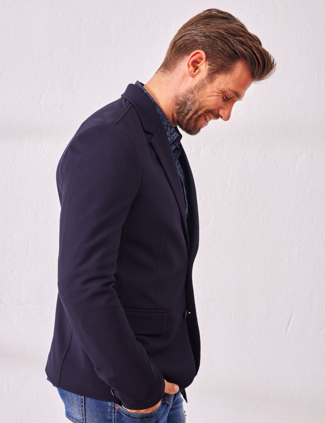 Laid Goods Front View