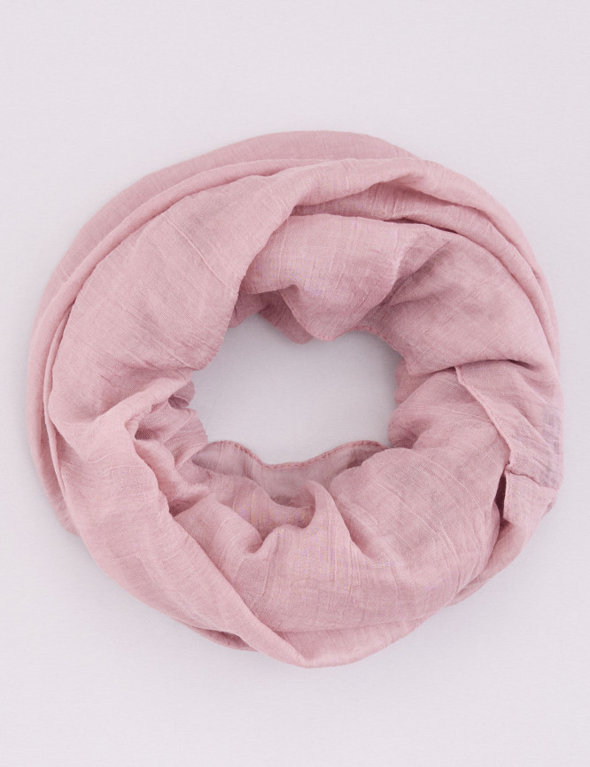 Laid Goods Front View