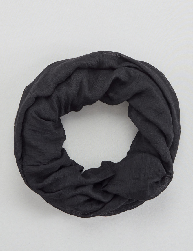 Laid Goods Front View