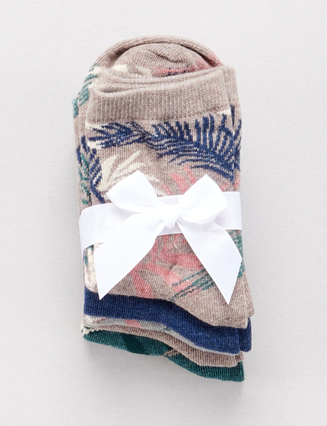 Laid Goods Front View