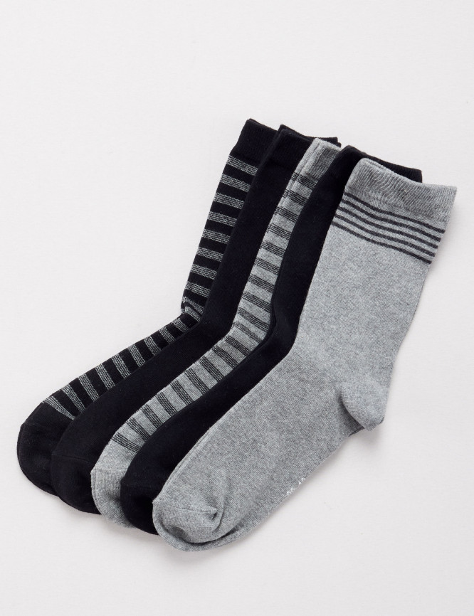 Laid Goods Front View