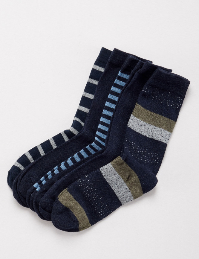 Laid Goods Front View