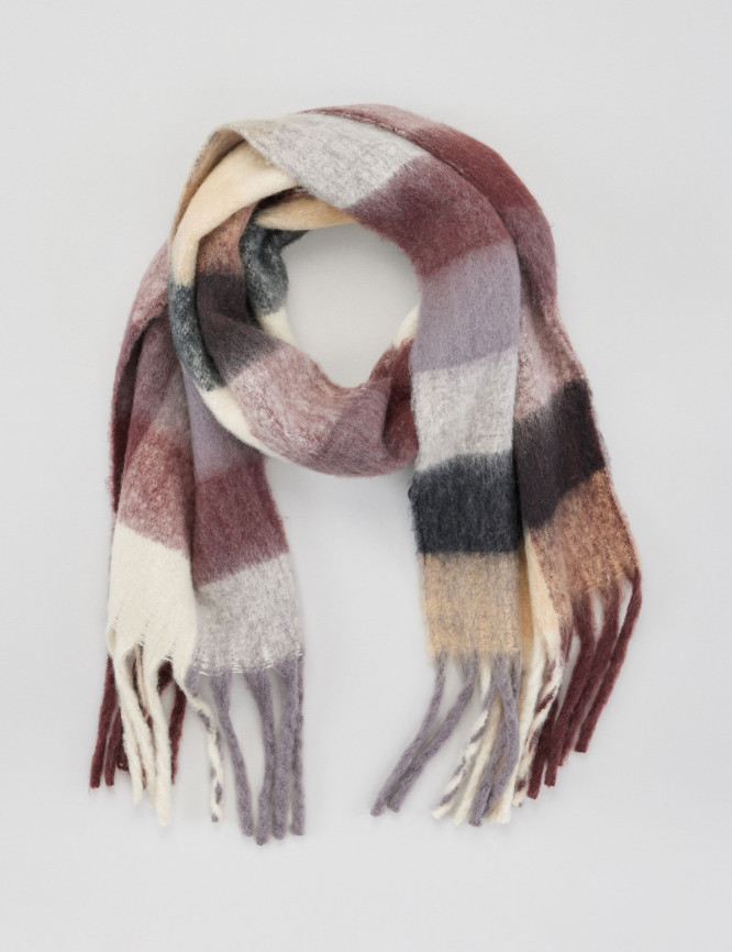 Laid Goods Front View