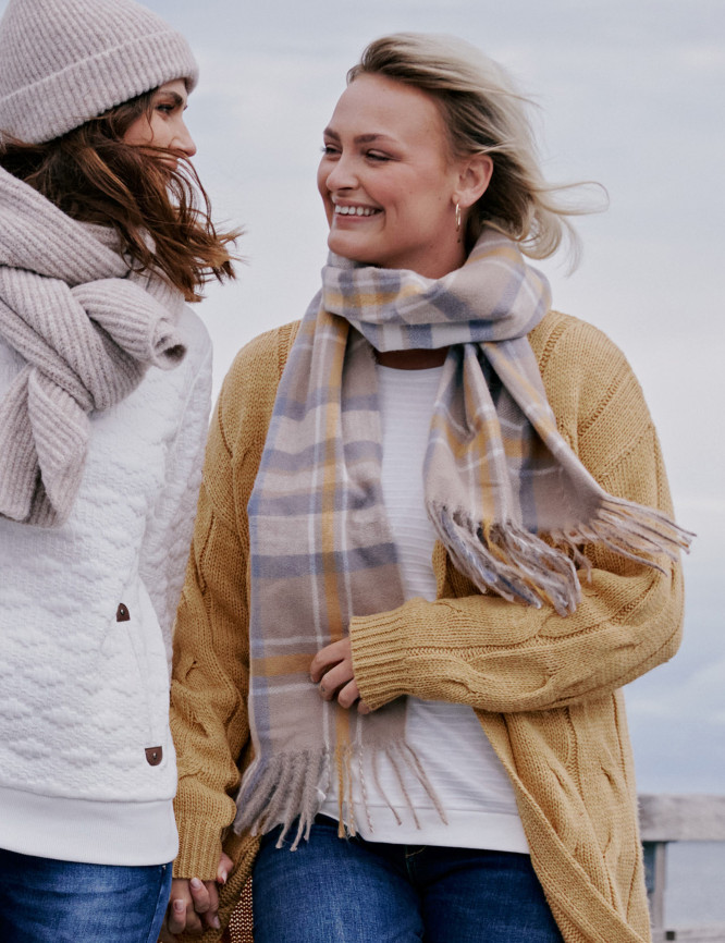 Laid Goods Front View