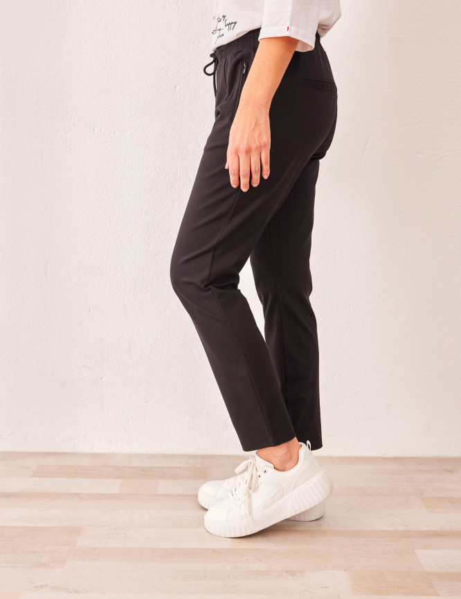 Laid Goods Front View