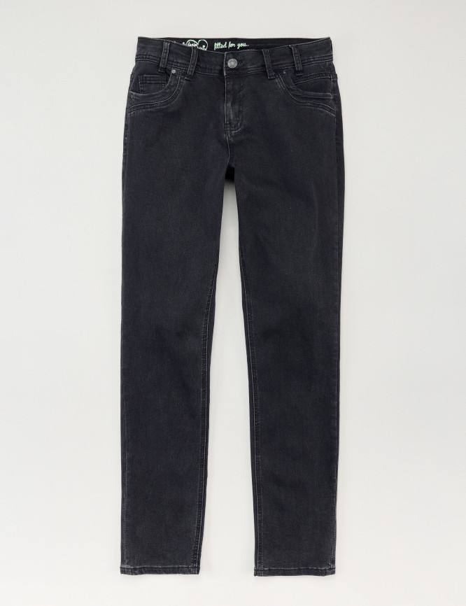 Laid Goods Front View