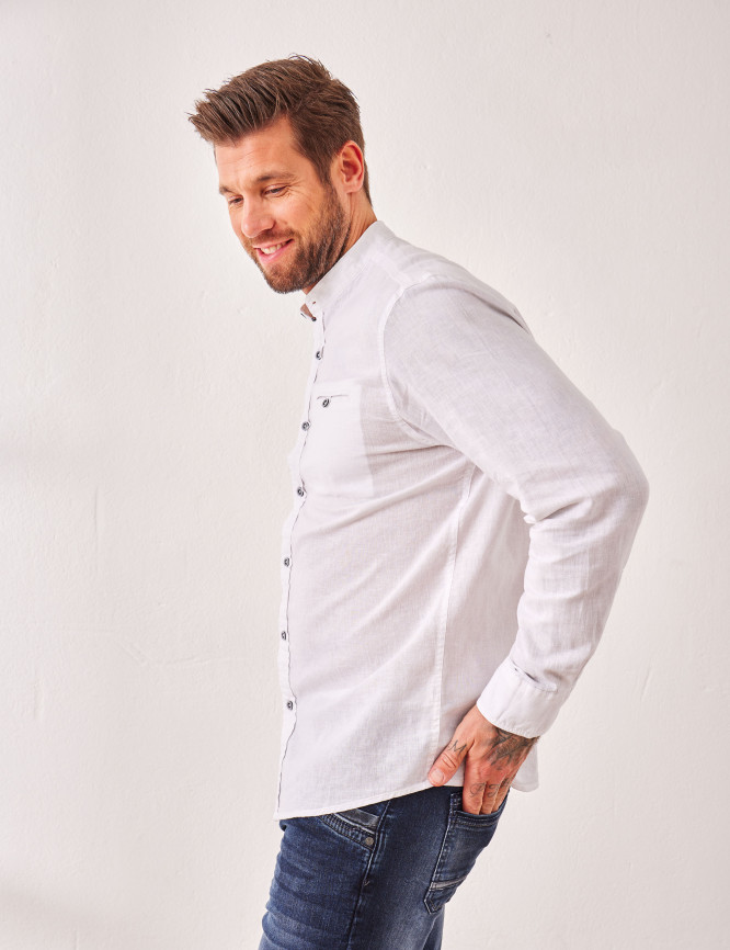 Laid Goods Front View