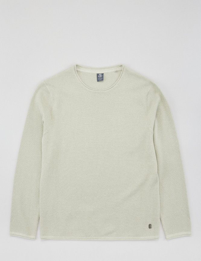 Laid Goods Front View