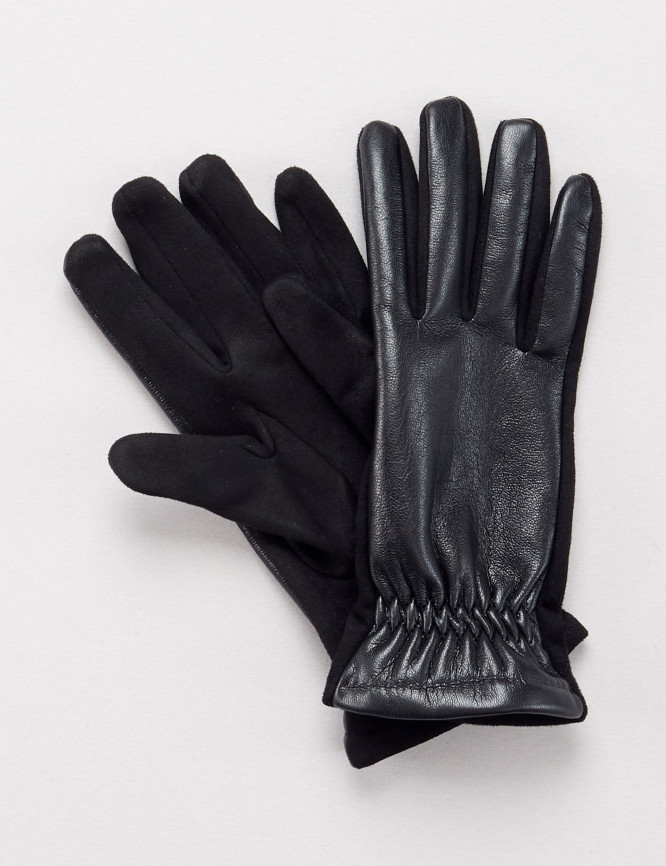 Laid Goods Front View