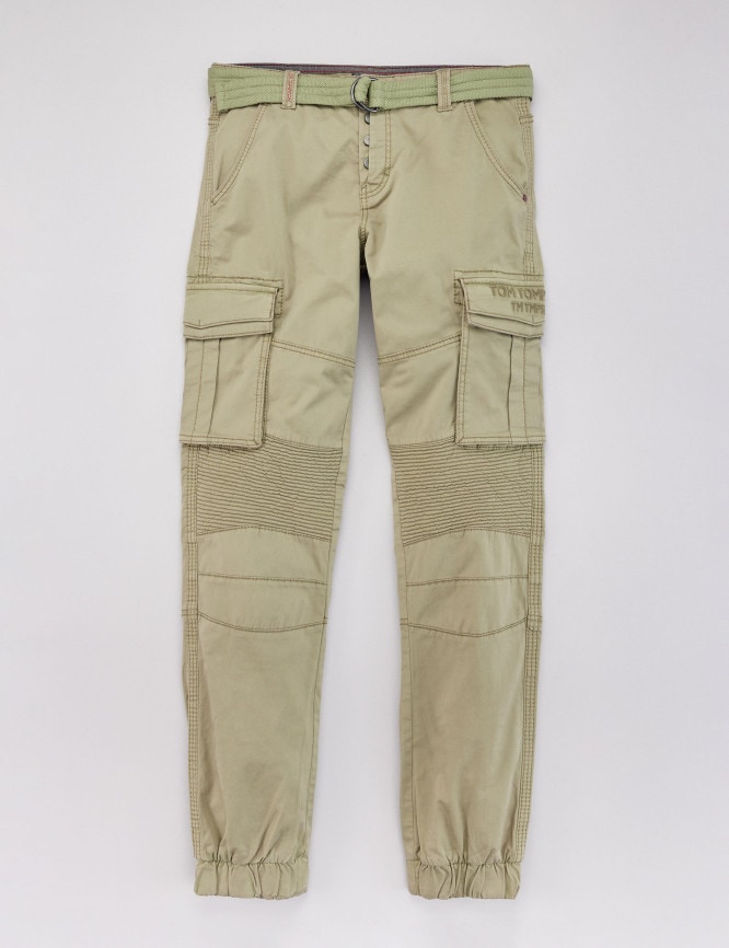 Laid Goods Front View