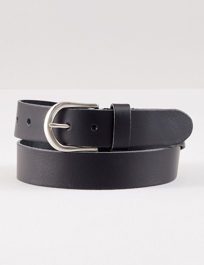 Laid Goods Front View