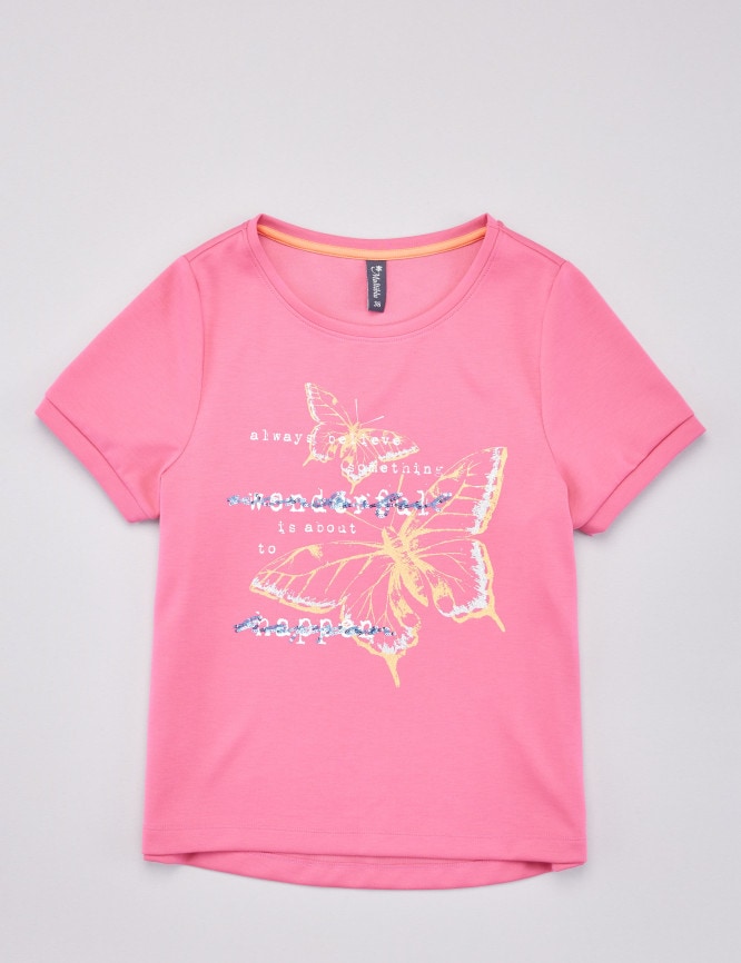 Laid Goods Front View