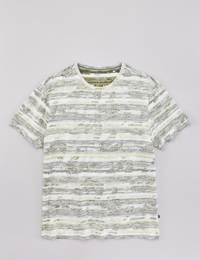 Laid Goods Front View