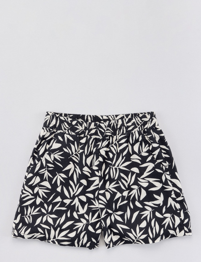 Laid Goods Front View