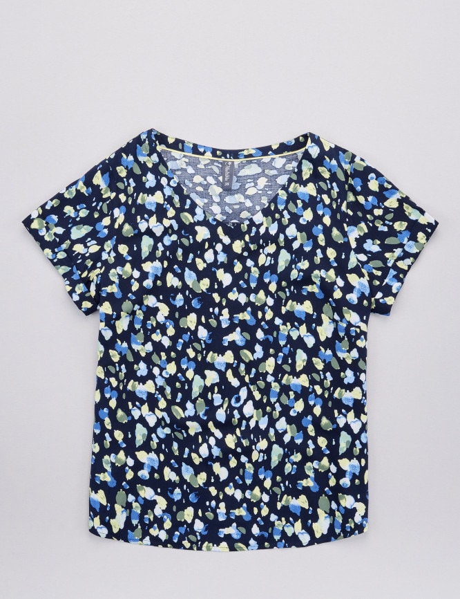 Laid Goods Front View