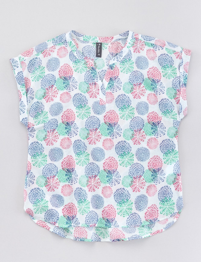 Laid Goods Front View