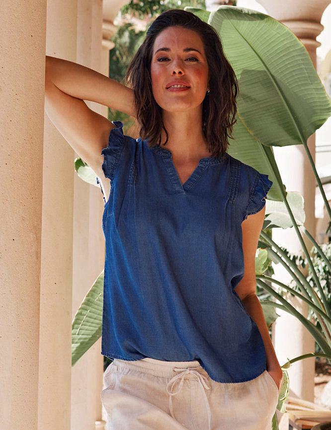 Laid Goods Front View