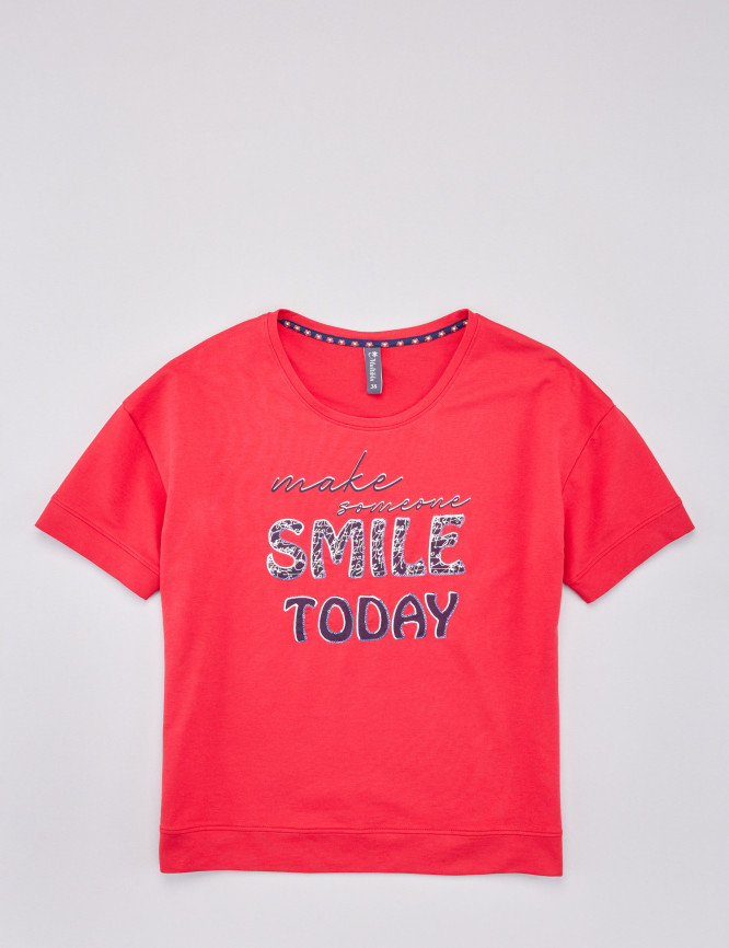 Laid Goods Front View