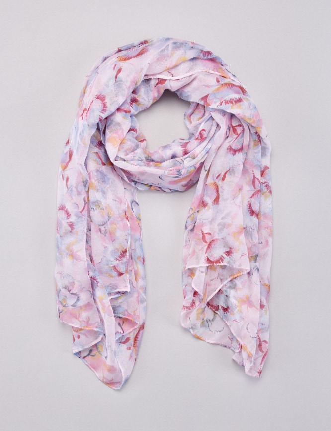 Laid Goods Front View