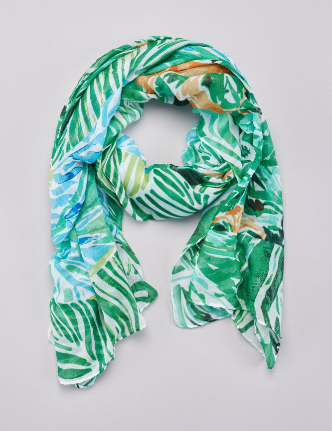 Laid Goods Front View