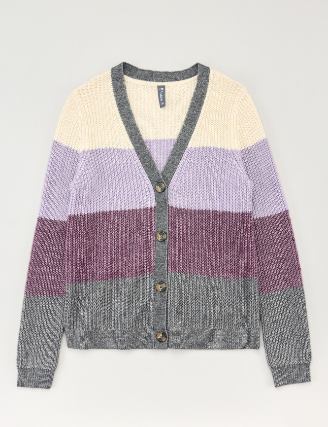 Laid Goods Front View