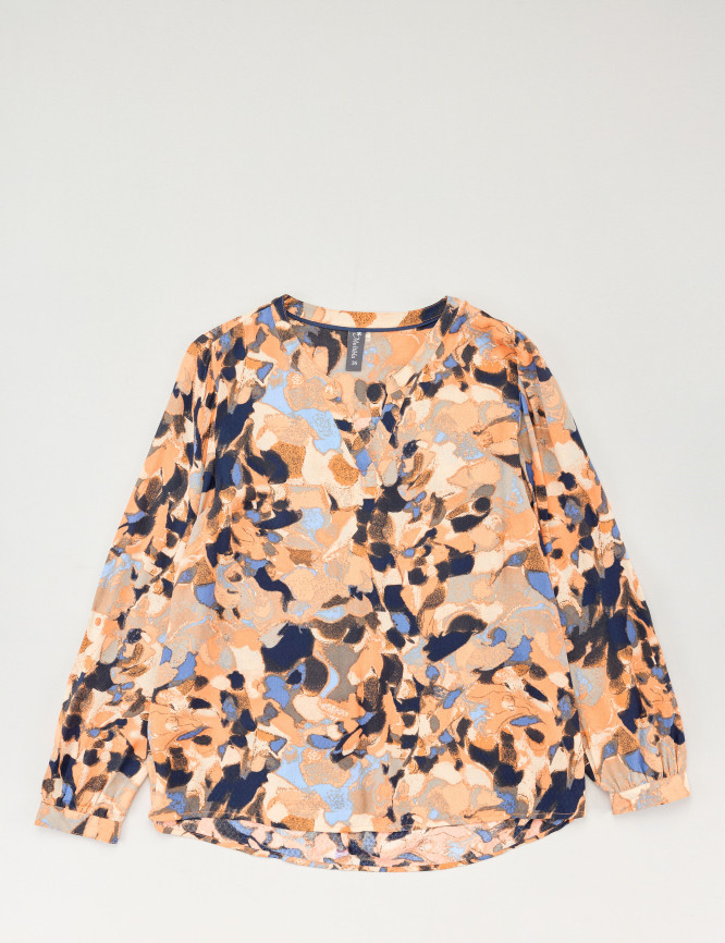 Laid Goods Front View