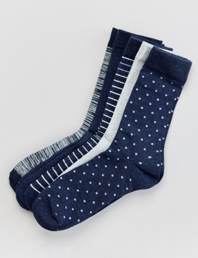 Laid Goods Front View