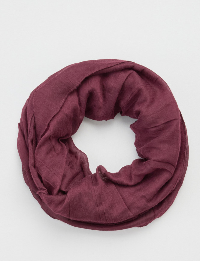 Laid Goods Front View