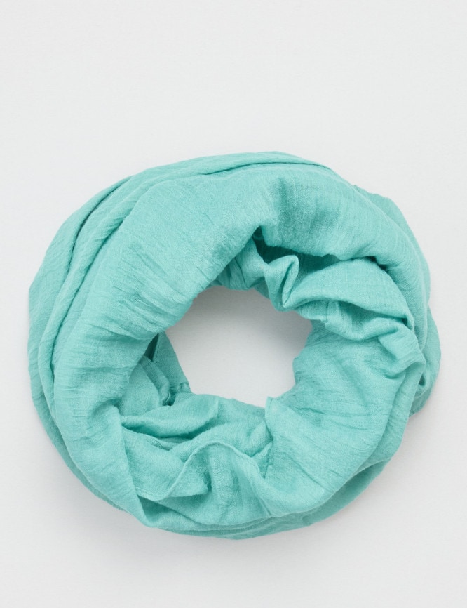 Laid Goods Front View