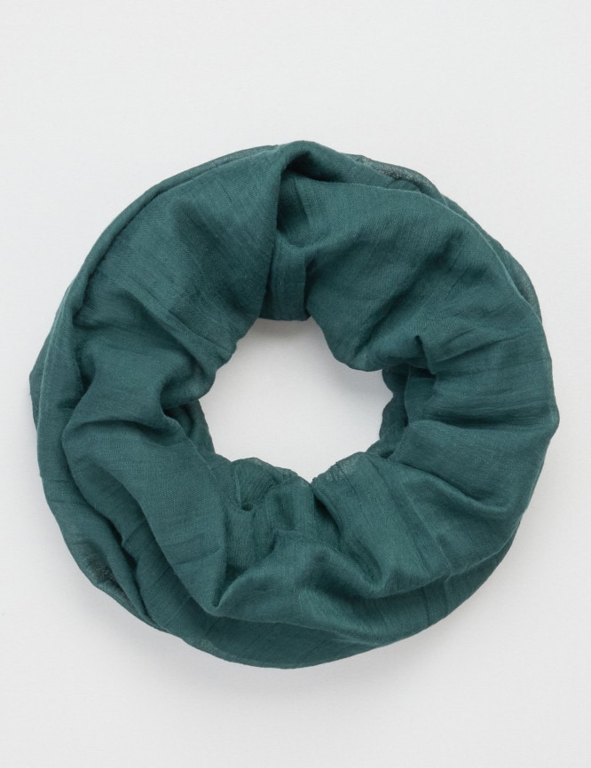 Laid Goods Front View