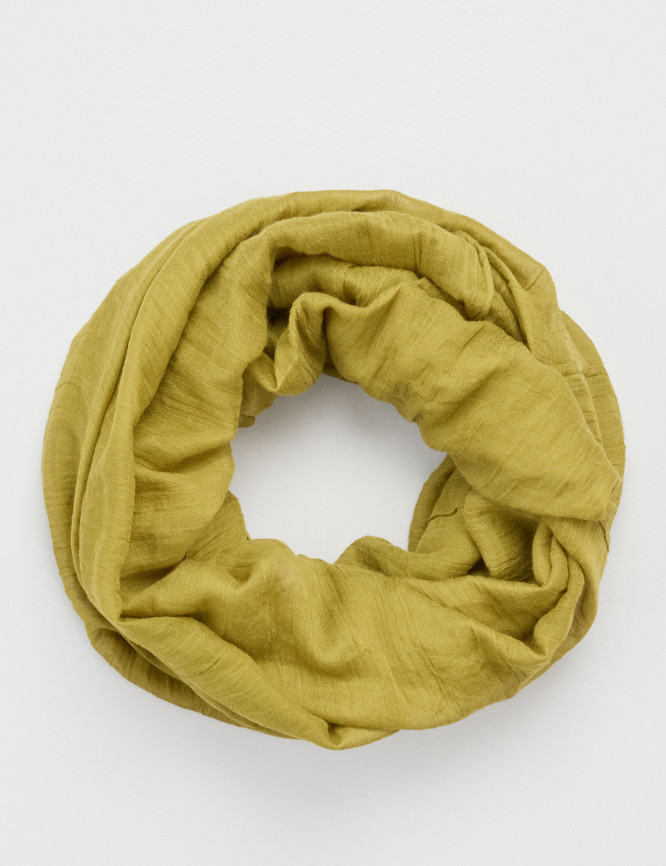 Laid Goods Front View