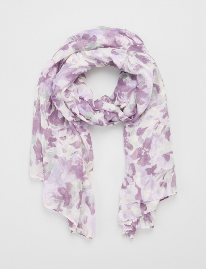 Laid Goods Front View