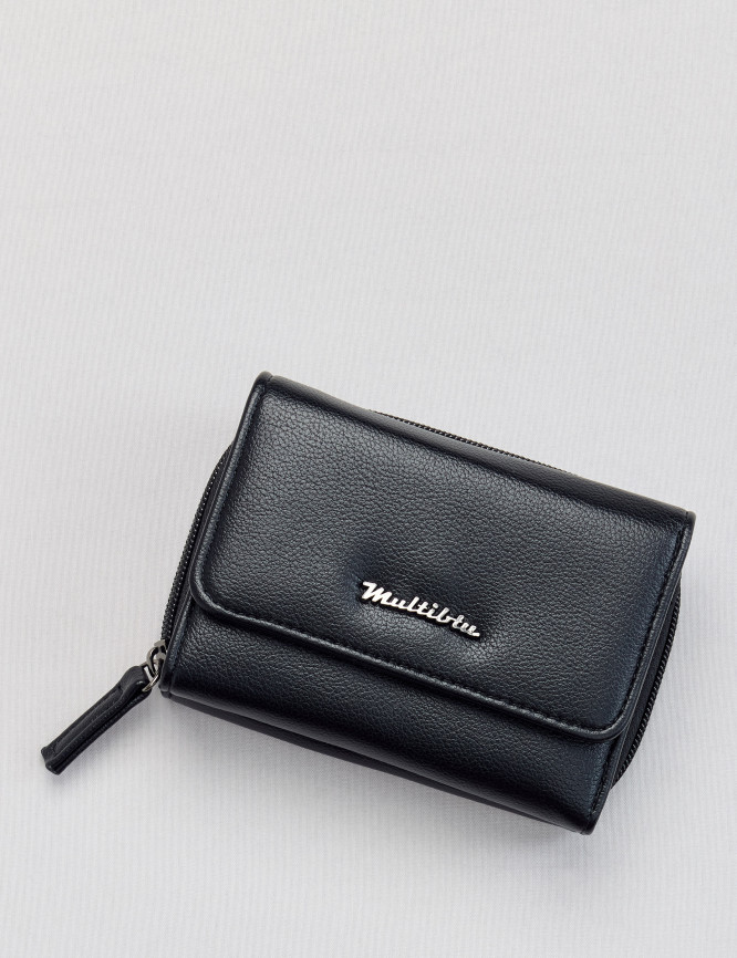 Laid Goods Front View